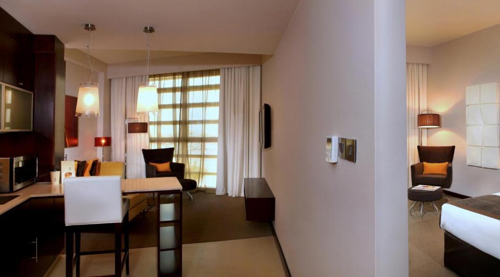 Centro Sharjah Hotell Eksteriør bilde