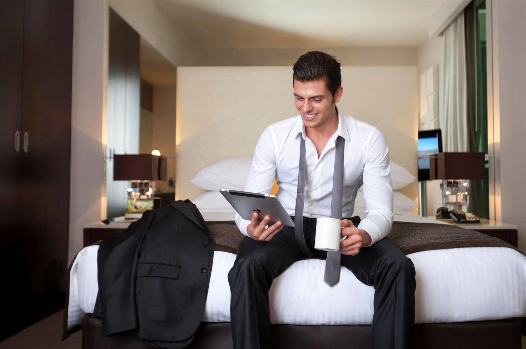 Centro Sharjah Hotell Eksteriør bilde